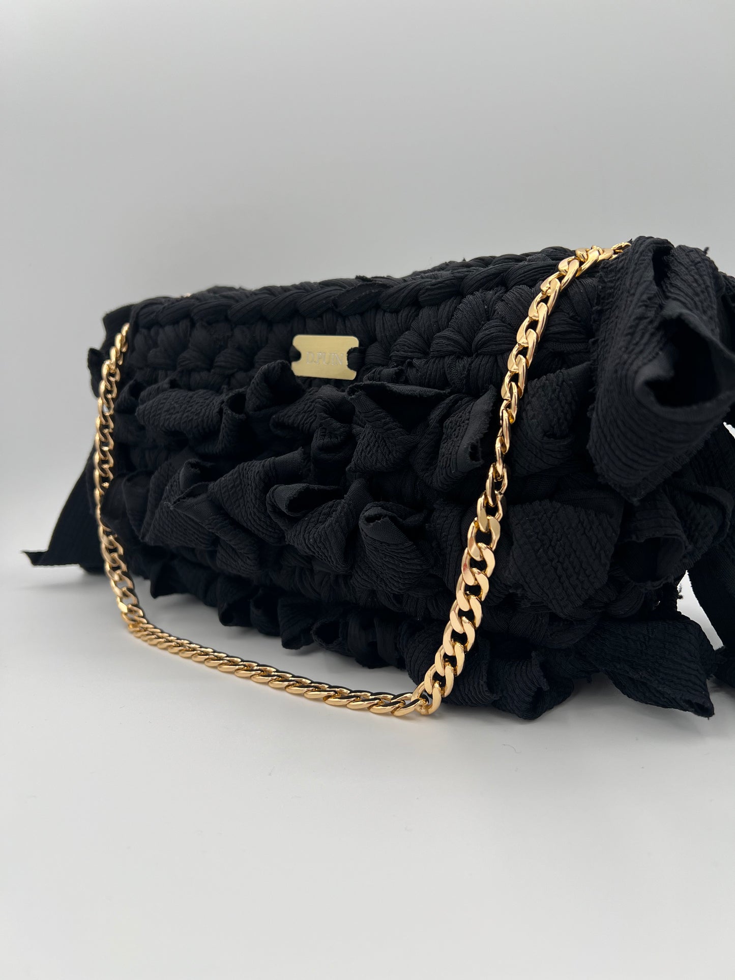 D.PUIN Handmade Crochet Bag – Midnight Ruffle