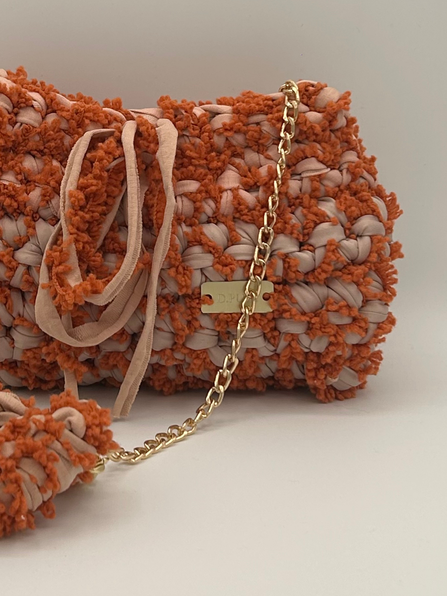 D.PUIN Handmade Crochet Bag – Coral Kiss