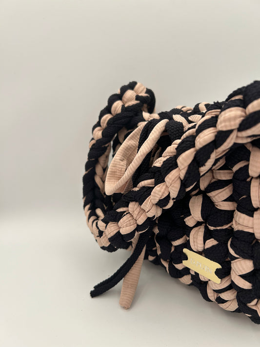 D.PUIN Handmade Crochet Bag – Midnight Elbow