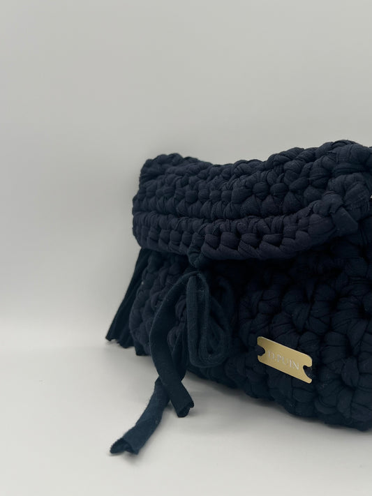 D.PUIN Handmade Crochet Bag – Black Side Bows