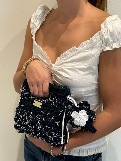 D.PUIN Handmade Crochet Bag – Petite Noir Daisy